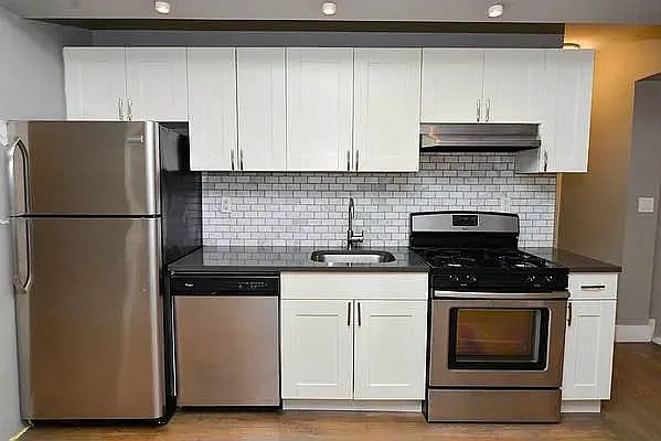 Rented by Bruma Realty LLC | media 15