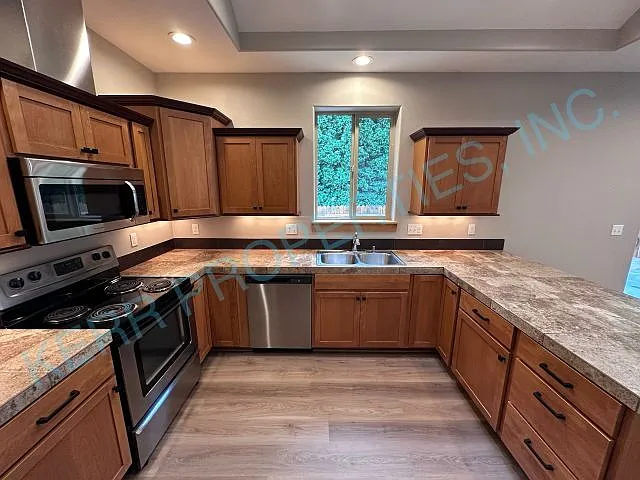225 NE Lucas Rd — Photo 6