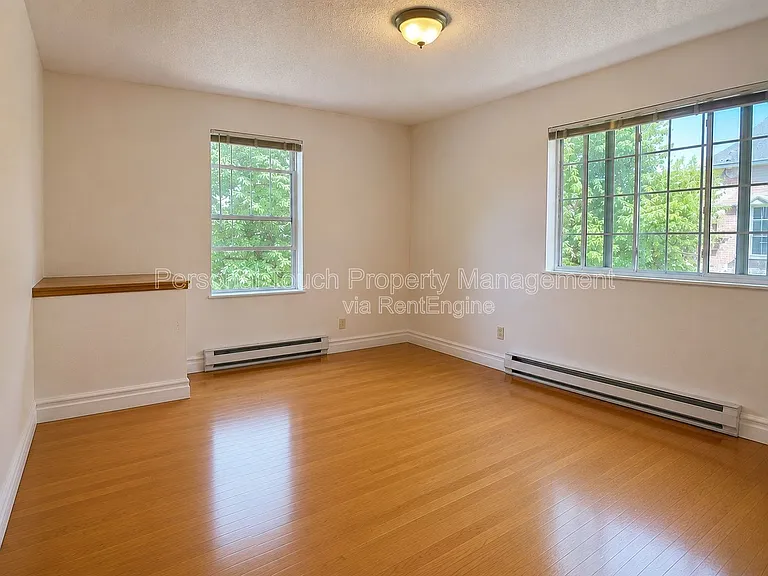 411 4th Ave S #3 — Photo 2