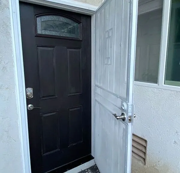 736A Windsor Ct — Photo 10