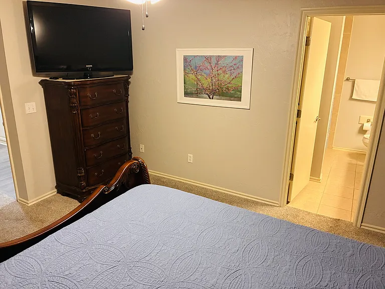 Meadows Dr — Photo 20