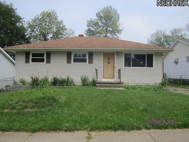 1st image of 4031 Crest Dr
