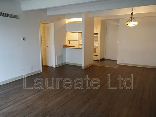 777 N Washington St APT 907, Denver, CO 80203