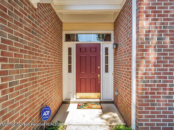 5th image of 59 Oakmont Lane