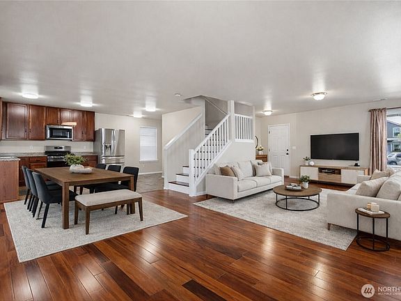 3rd image of 4307 Murrelet Avenue SW