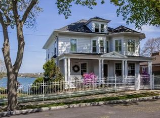 21 Hemenway Rd, Salem, MA 01970