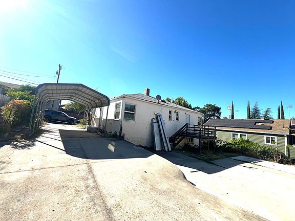 3rd image of 262 High School St