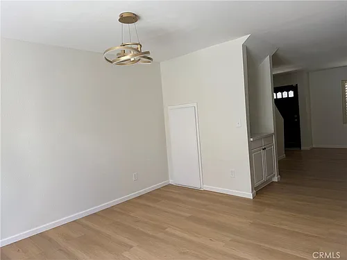 4195 Kingsley St Photo 1