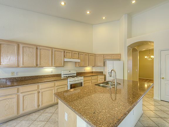 5th image of 5112 E Villa Rita Dr