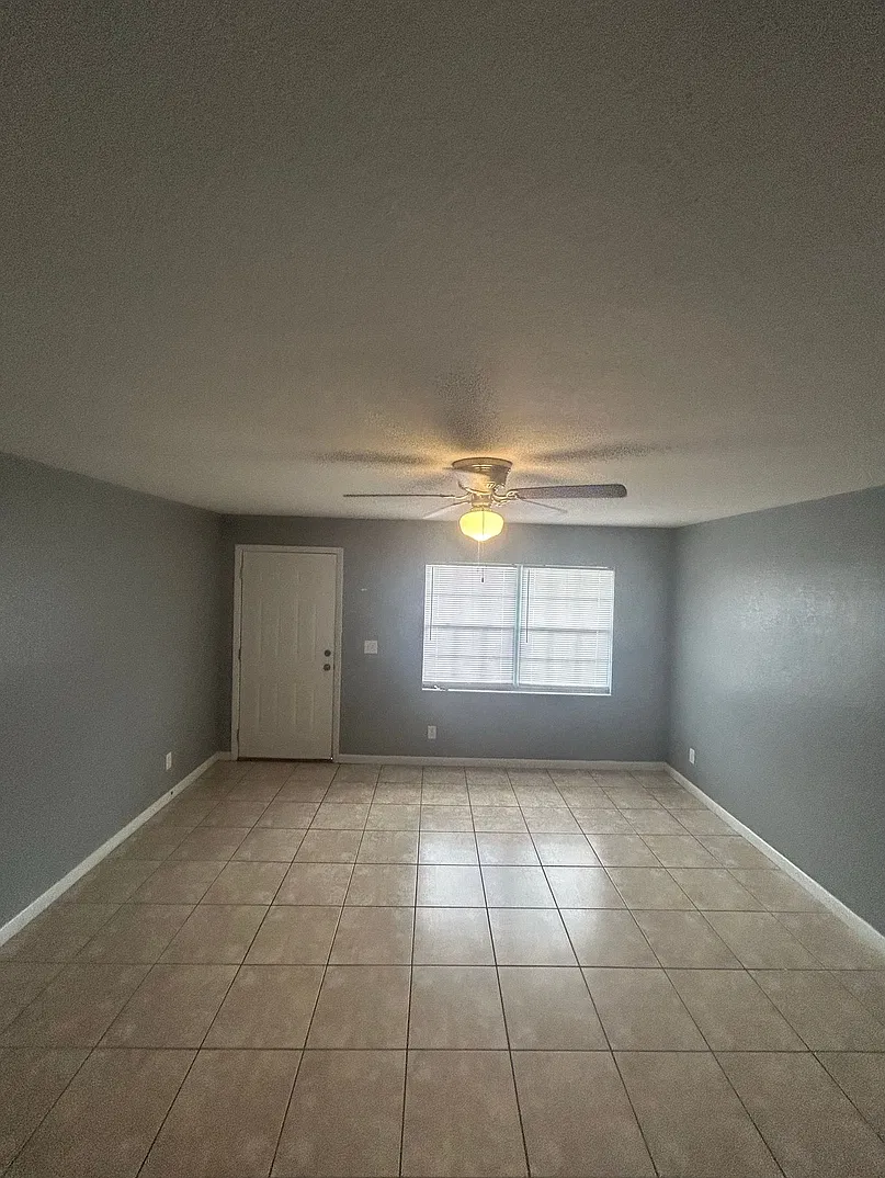 South Lakeland Rental!! — Photo 3