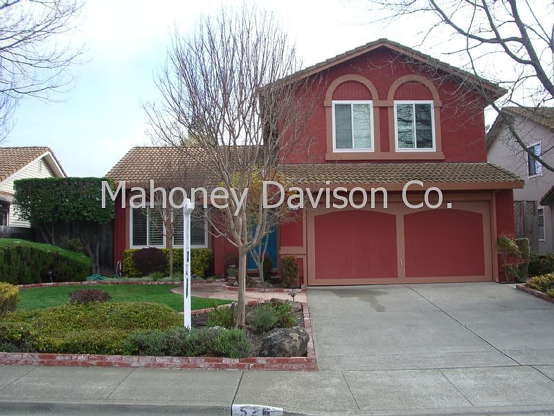 1st image of 526 Acadia Dr