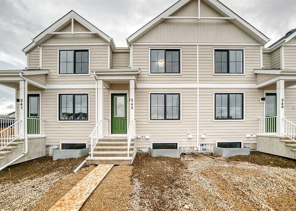 1st image of 265 N Heirloom Way SE