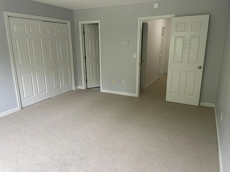 182 Locust Hill Rd — Photo 14