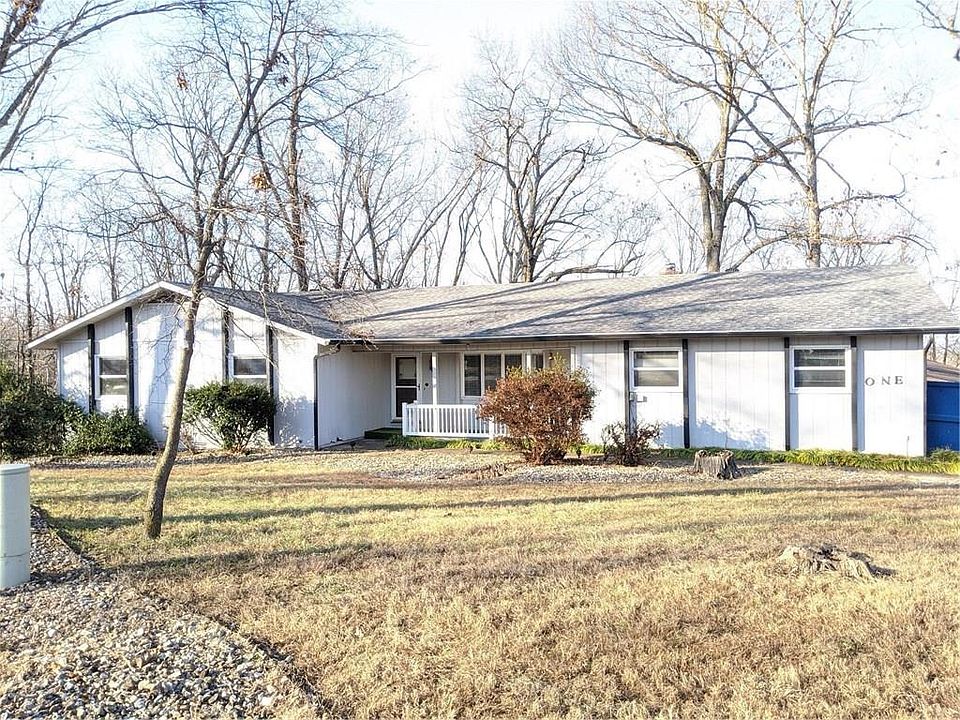 1st image of 1 Ciemny Ln