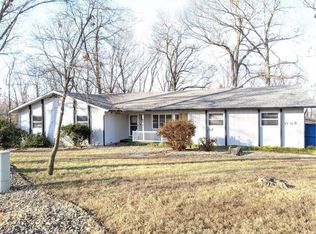 1 Ciemny Ln, Bella Vista, AR 72715