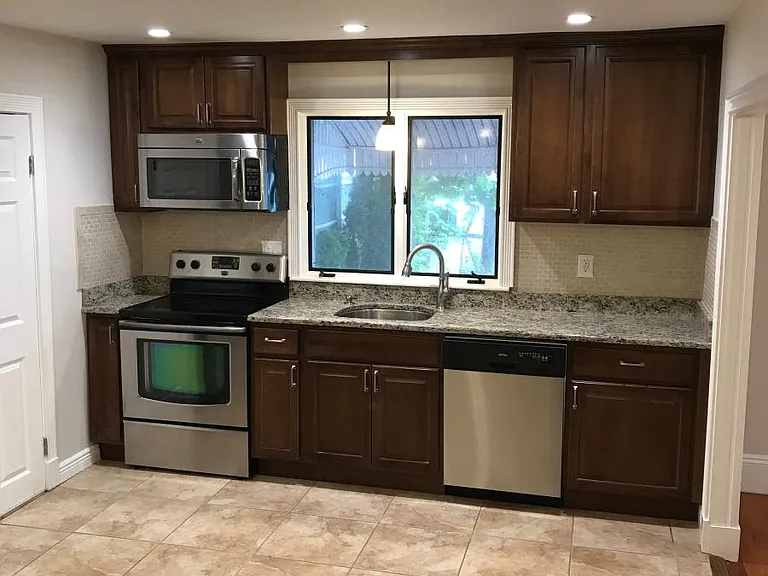 4 Wheatland St #1 — Photo 1