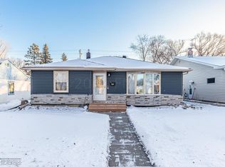 1525 5th St N, Fargo, ND 58102