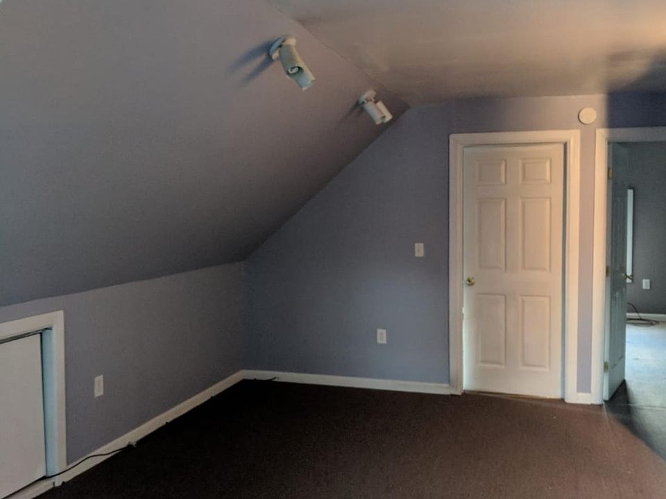 2nd image of 74 Nilan St