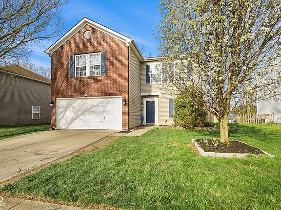 2nd image of 3414 Carica Dr