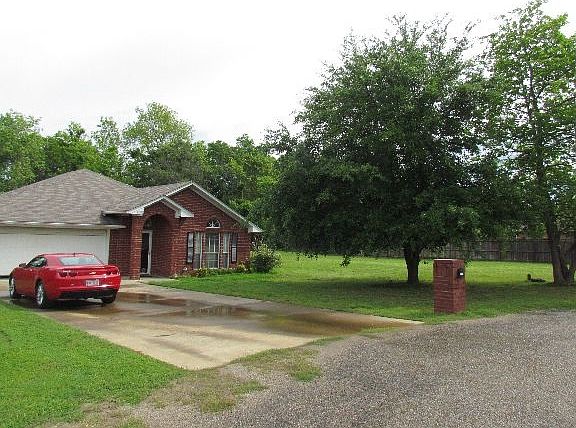 3rd image of 13380 Lauren Ln