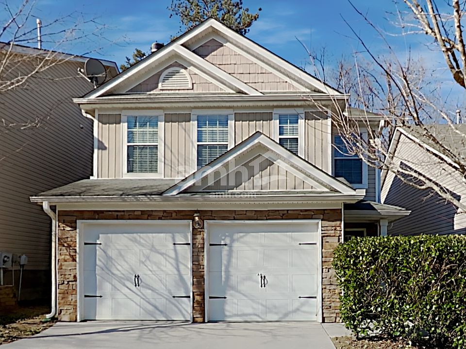 1st image of 119 Hidden Creek Dr