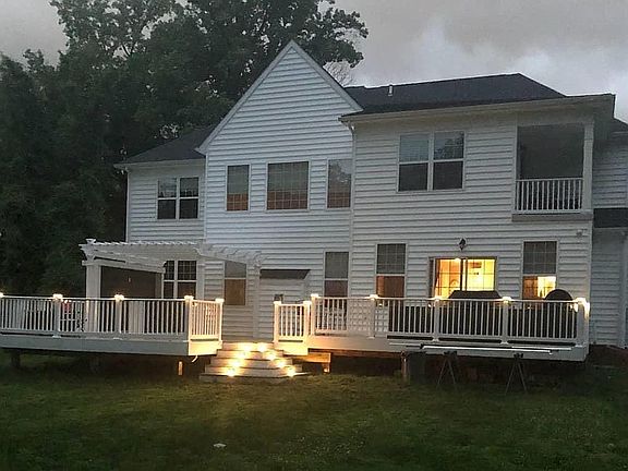 Large Deck and Balcony 