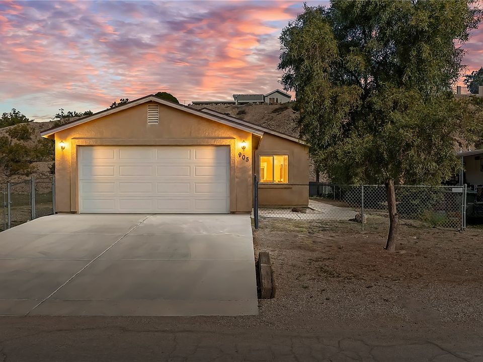 1st image of 905 Swan Drive