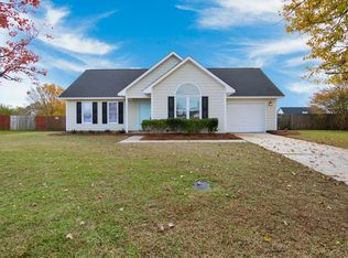 204 Sandy Bottom Ln, Raeford, NC 28376