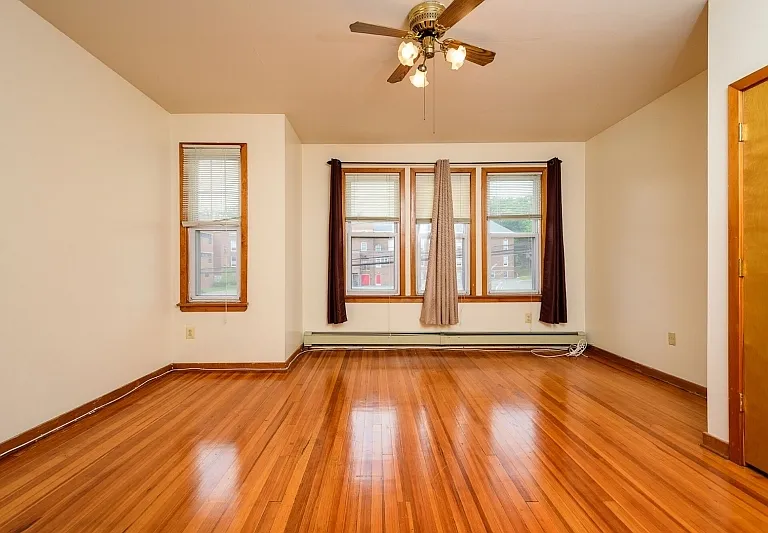207 N Fullerton Ave #1 — Photo 2