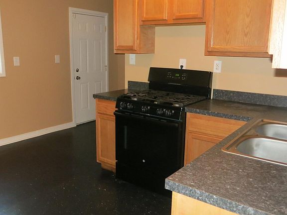 5th image of 7007 Watson Ln