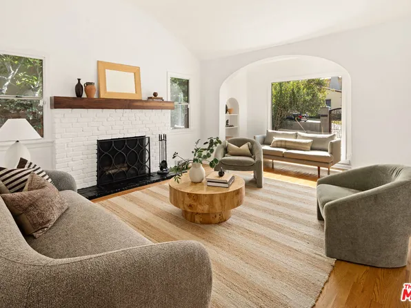 1307 Hauser Blvd, Los Angeles, CA 90019