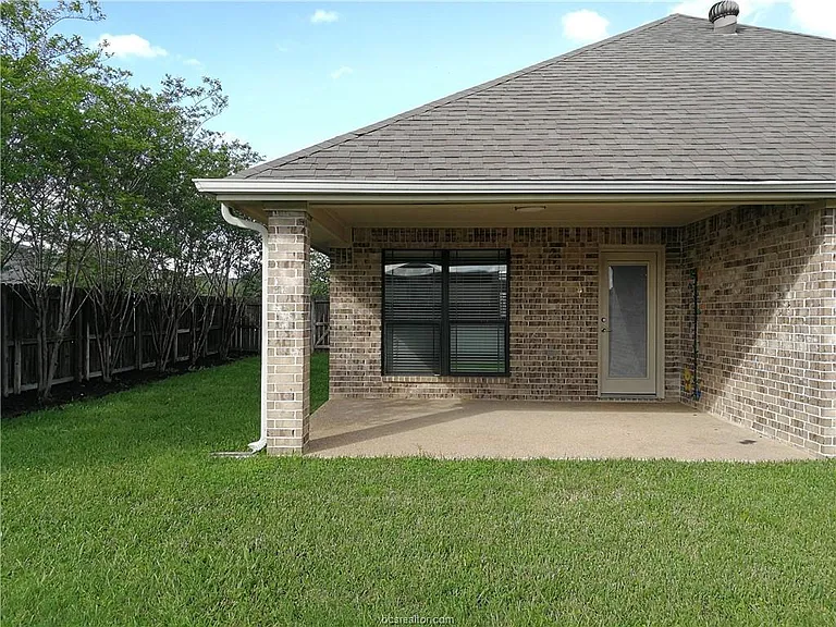 3800 Dove Hollow Ln — Photo 19