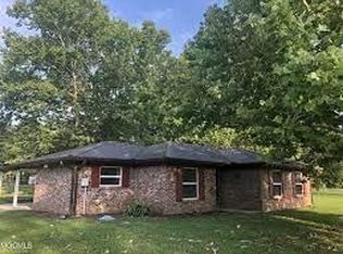 14221 Suburban Dr, Vancleave, MS 39565