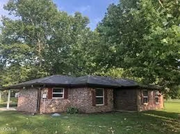 14221 Suburban Dr, Vancleave, MS 39565