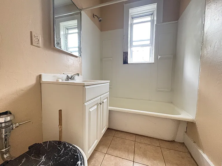 5 Kelly Pkwy #206 — Photo 4