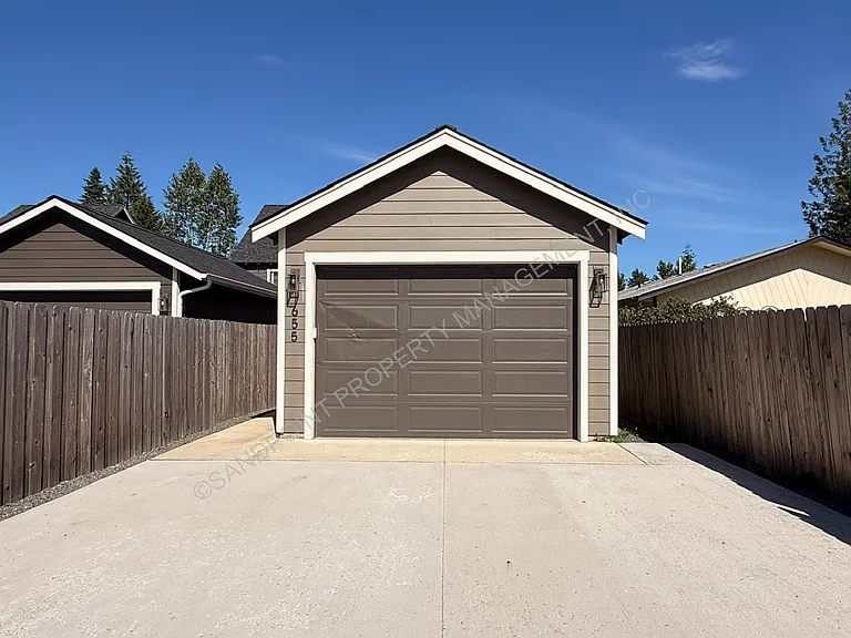 655 Oak Ave — Photo 5