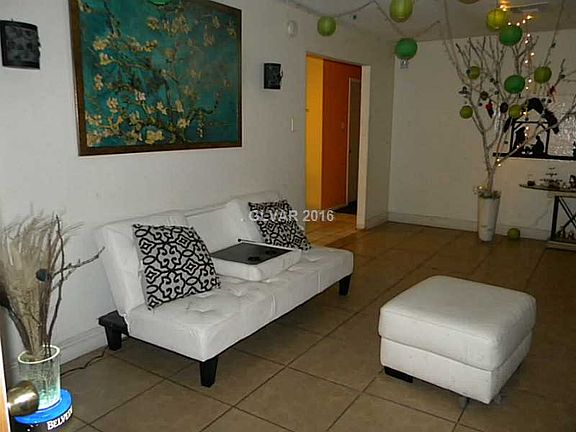 4th image of 3531 Kemp St