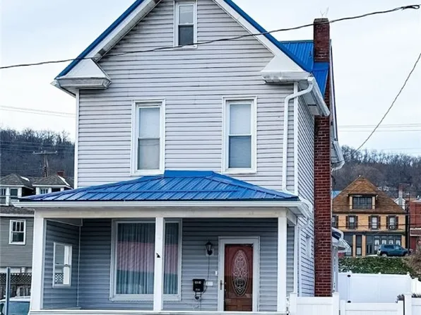 244 W 6th Ave, Tarentum, PA 15084