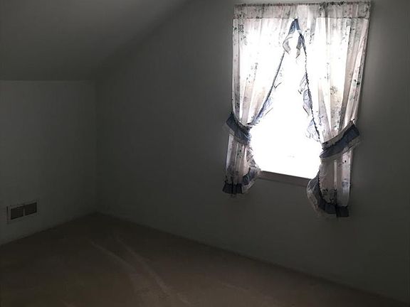 5th image of 3148 Muirfield Ave