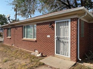 1931 Del Mar Pkwy, Aurora, CO 80010