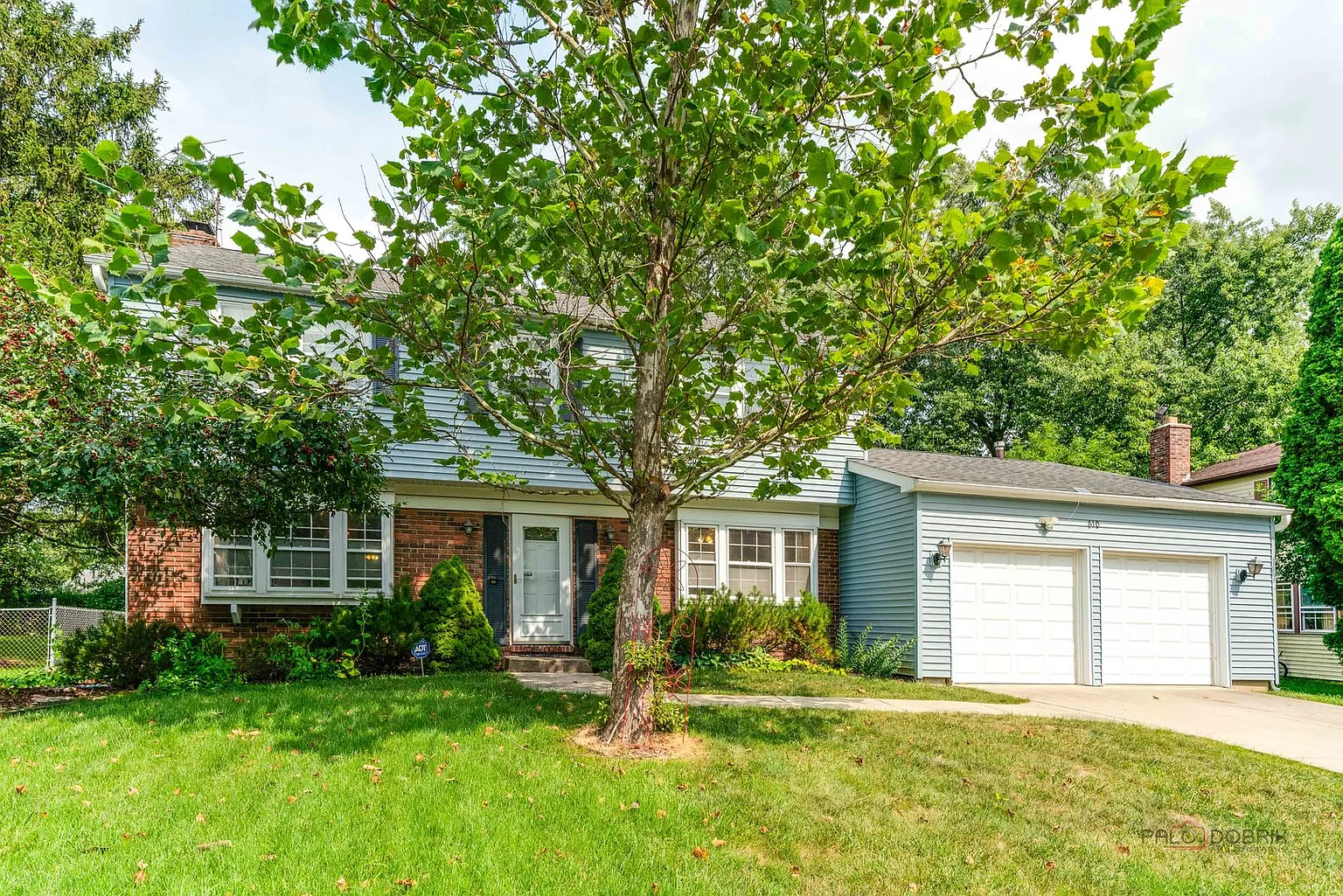 610 Checker Dr photo 1