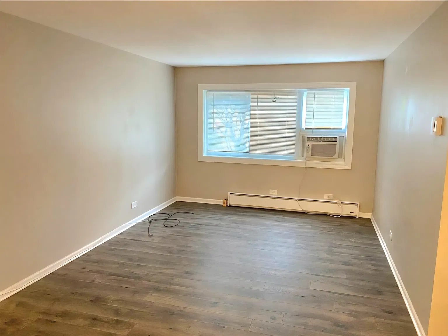 621 S Maple Ave — Photo 3