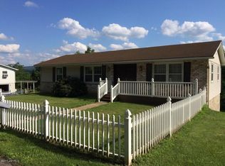 22 1st Ave, Berwick, PA 18603