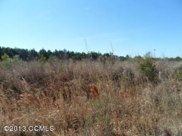 925 Eastman Creek Dr, Beaufort, NC 28516