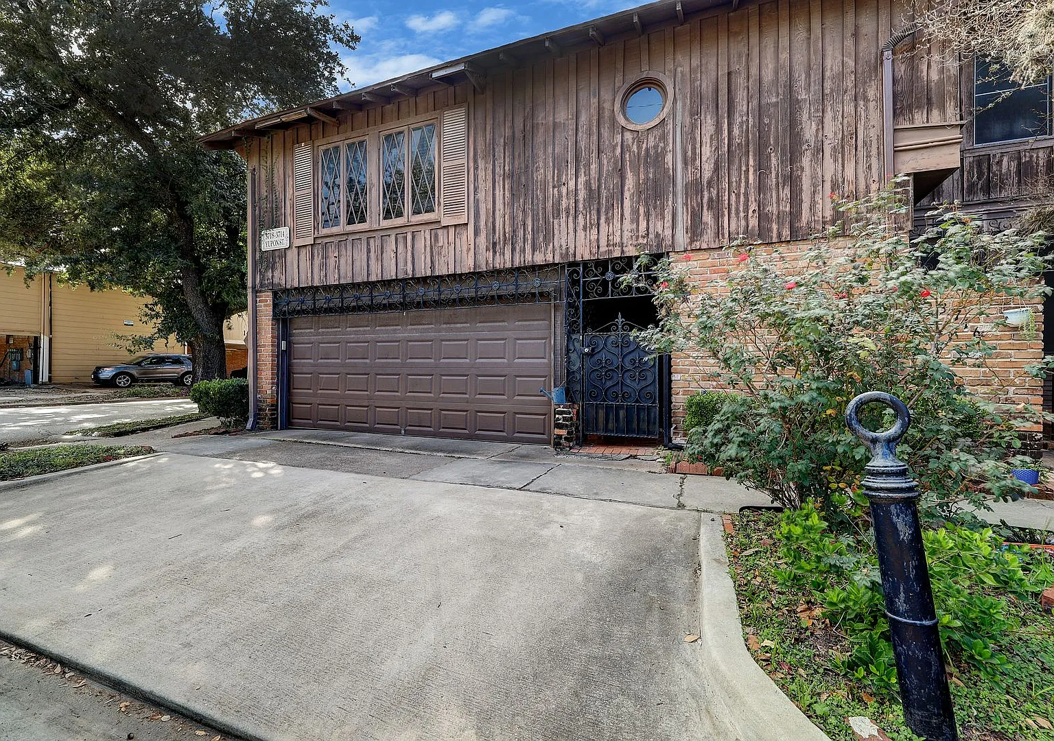 3716 Yupon — Photo 4