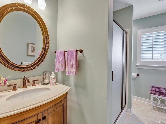 4th image of 3128 Lake Terrace Ct