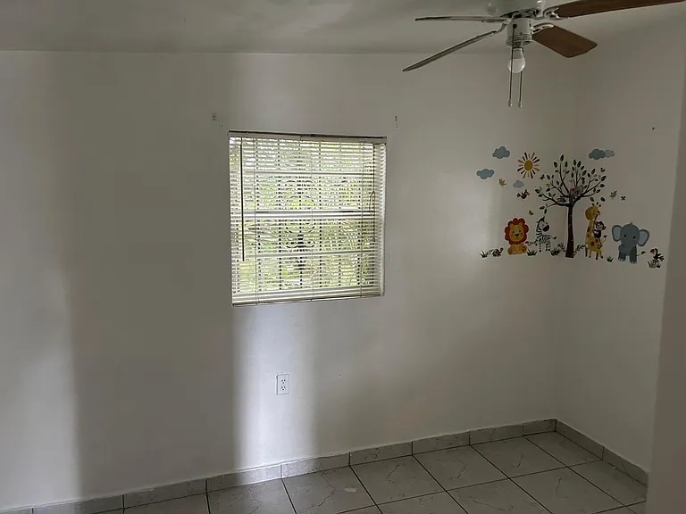 12920 Westview Dr #4 — Photo 14