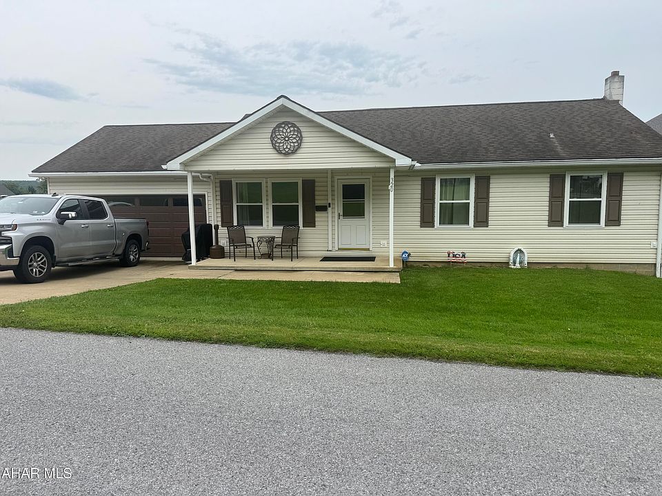 1st image of 320 6th Ave