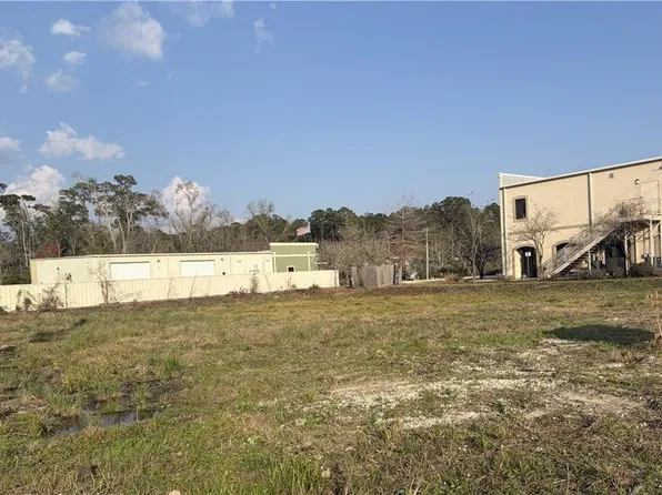 1424 Old Spanish Trl, Slidell, LA 70458