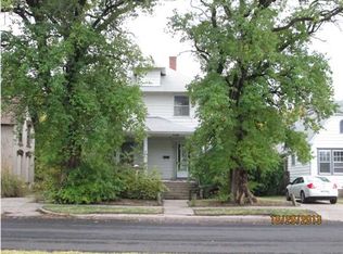 417 E 1st Ave, Hutchinson, KS 67501